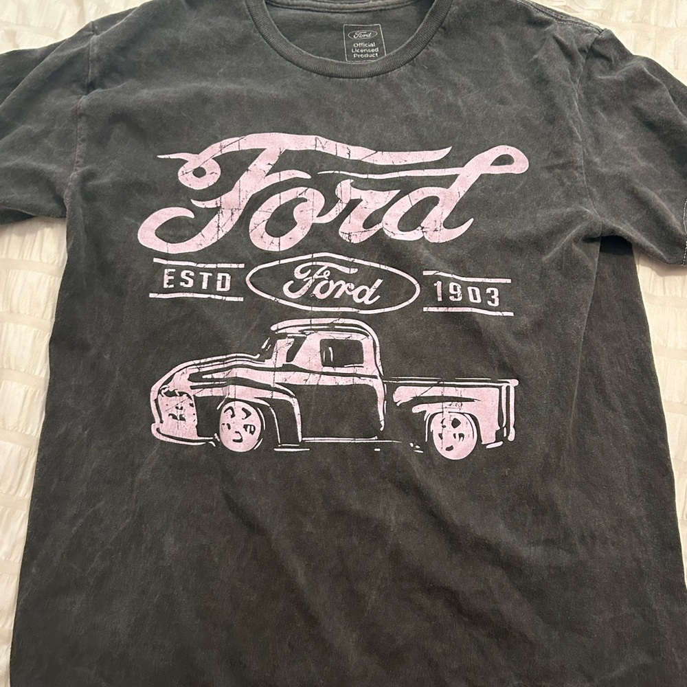 Pink and black for t-shirt